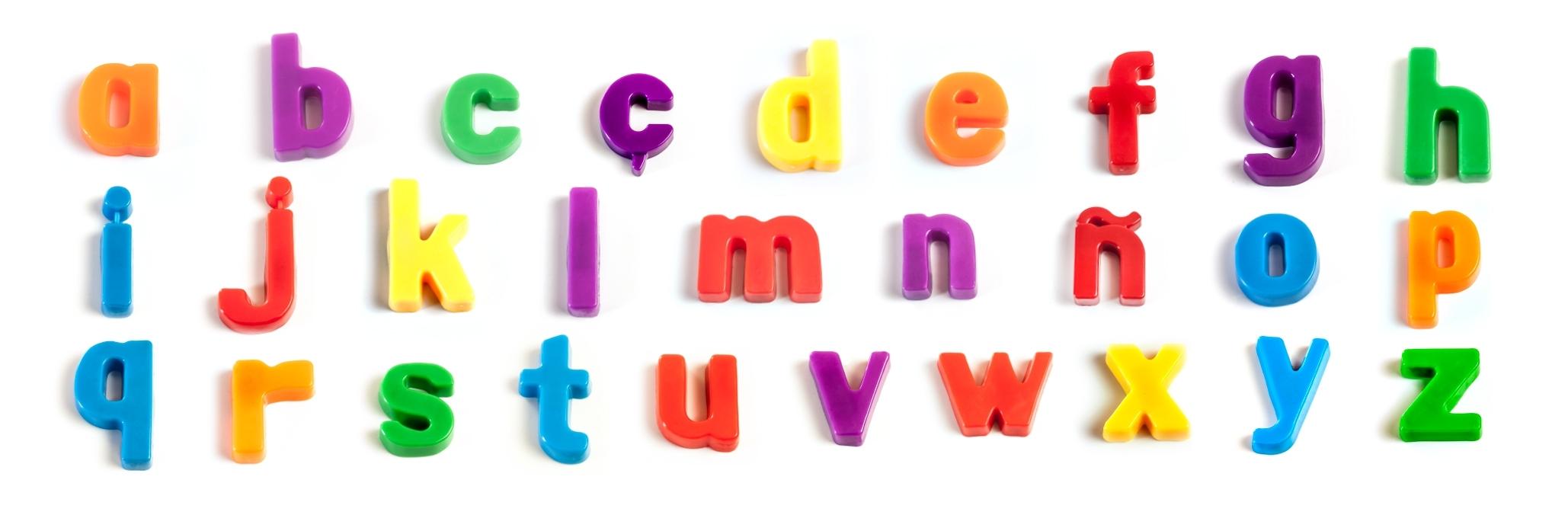 LETRAS MAGN. MINUSC 154  PCS MINILAND